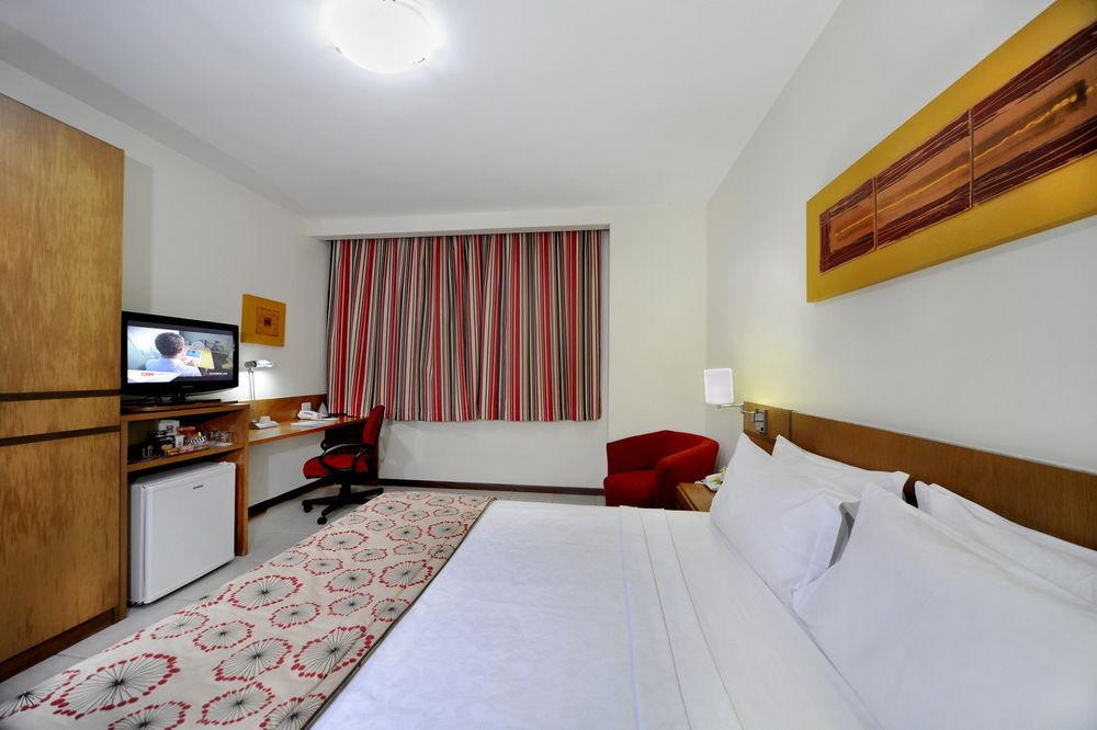 Vitoria Praia Hotel 外观 照片