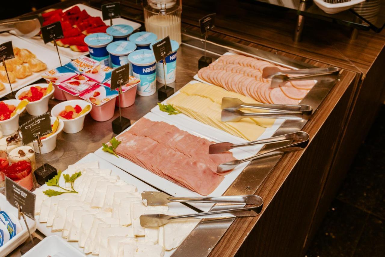 Vitoria Praia Hotel 外观 照片