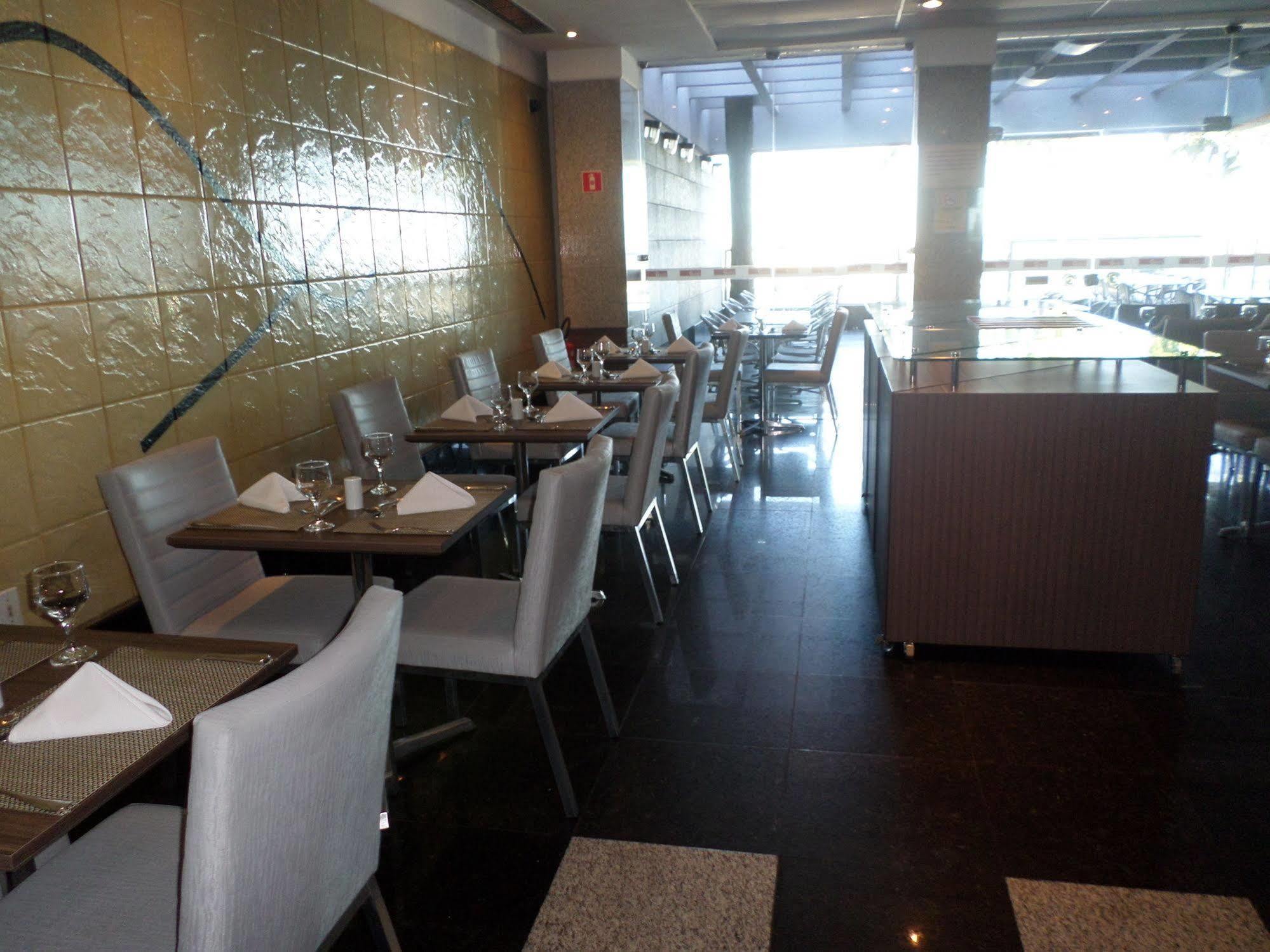 Vitoria Praia Hotel 外观 照片